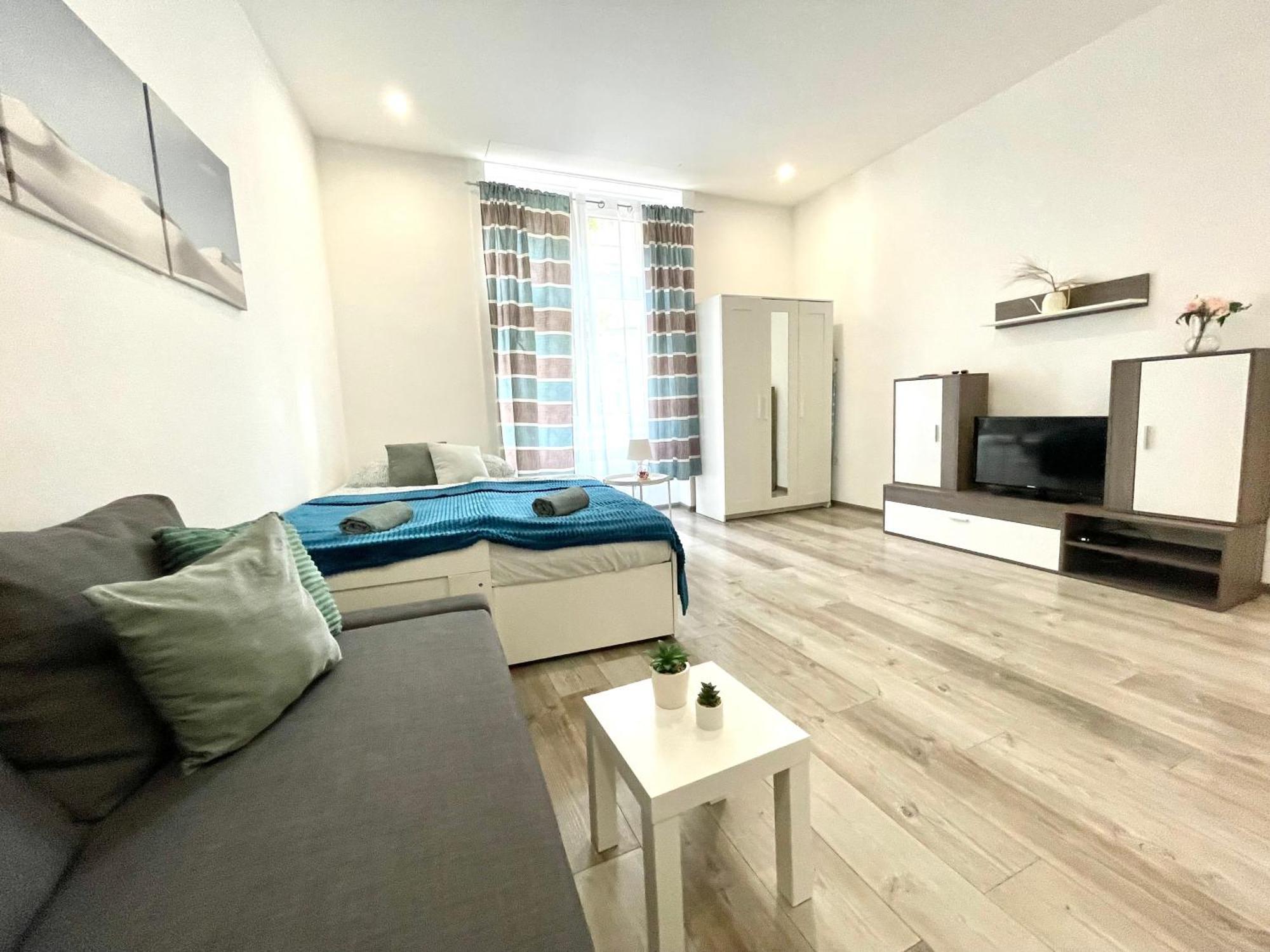 Relax With 2 Bedroom, 2 Bathroom For 6 People In The Centre Free Coffee Apartament *