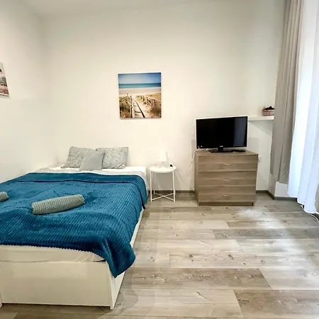 Relax Home With 2 Bedroom, 2 Bathroom For 6 People In The City Centre Free Coffee Budapest Exterior photo
