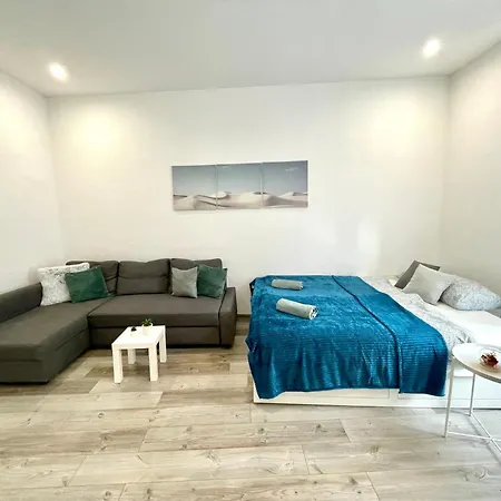 Relax Home With 2 Bedroom, 2 Bathroom For 6 People In The City Centre Free Coffee Budapest Exterior photo