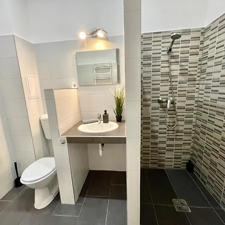 Relax Home With 2 Bedroom, 2 Bathroom For 6 People In The City Centre Free Coffee Budapest Exterior photo