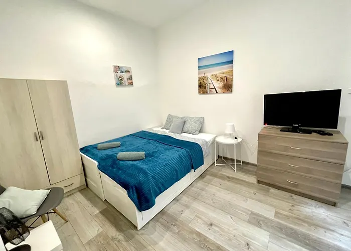 Relax Home With 2 Bedroom, 2 Bathroom For 6 People In The City Centre Free Coffee