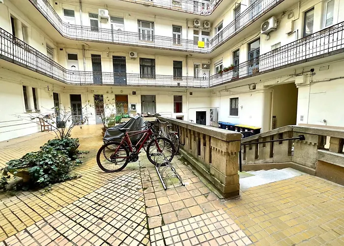 Relax Home With 2 Bedroom, 2 Bathroom For 6 People In The City Centre Free Coffee