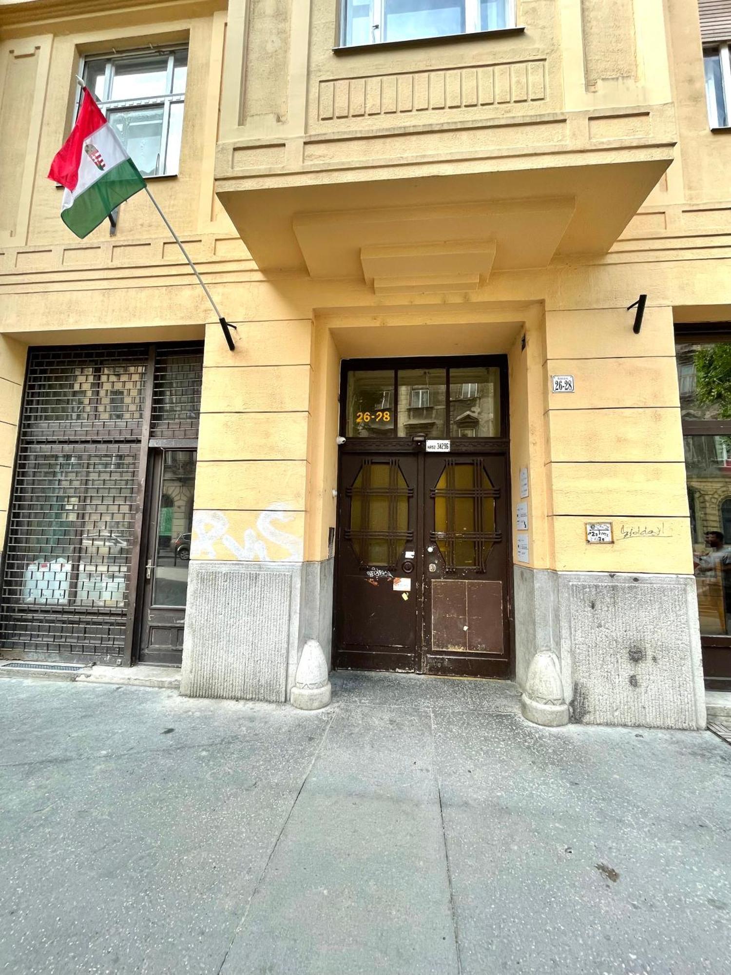 Apartment Relax With 2 Bedroom, 2 Bathroom For 6 People In The Centre Free Coffee *