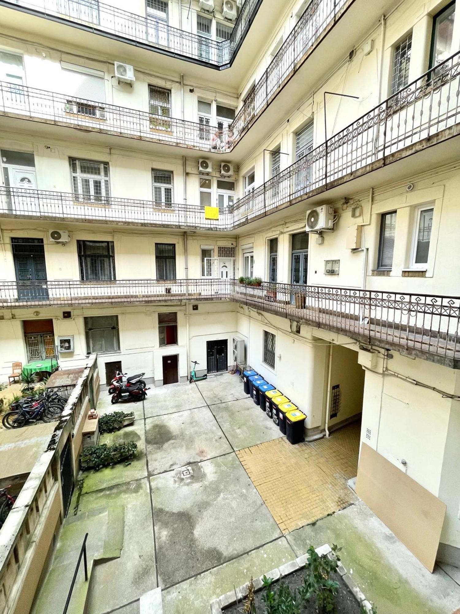 Relax With 2 Bedroom, 2 Bathroom For 6 People In The Centre Free Coffee Apartment *