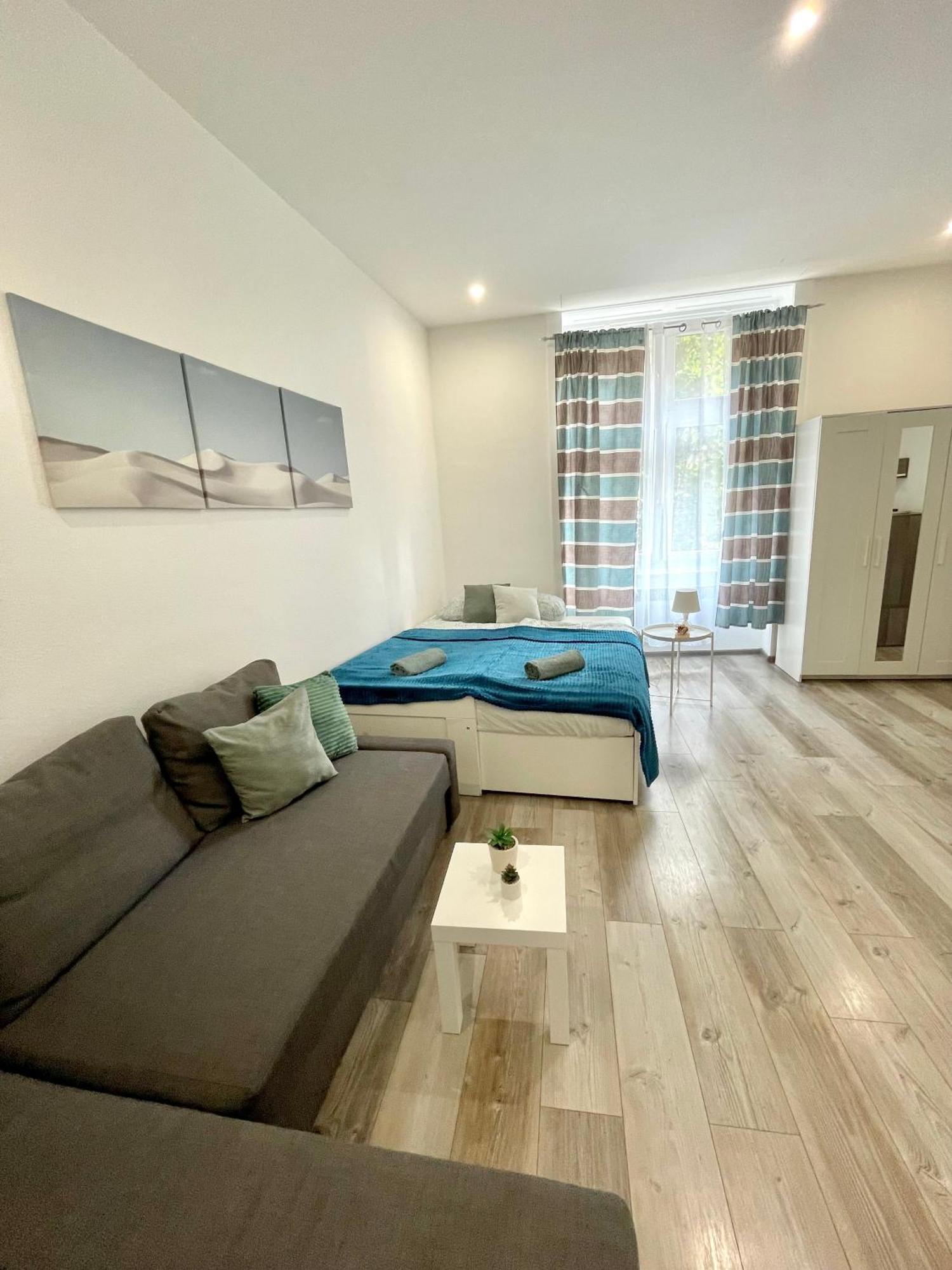 Relax With 2 Bedroom, 2 Bathroom For 6 People In The Centre Free Coffee Budapešť